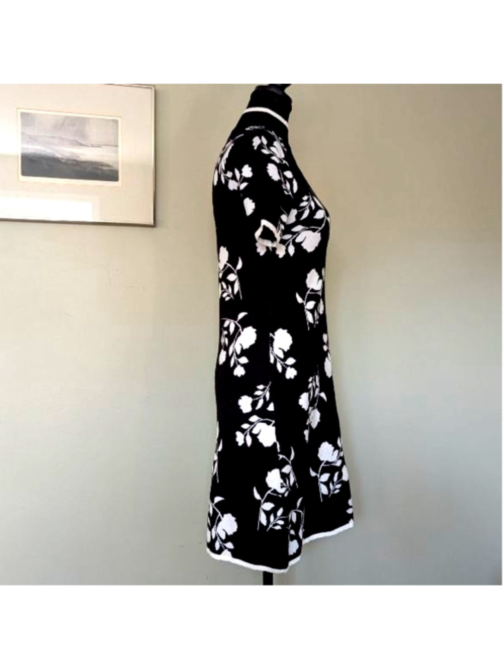 Ellen Tracy NWT Black Floral Short Sleeve Mini Sweater Dress Sz XS - Picture 5 of 14